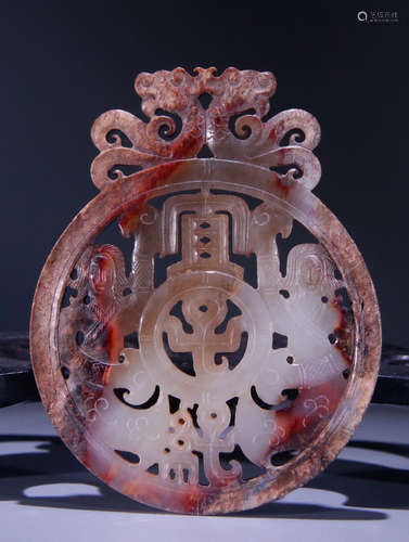 ANTIQUE JADE CARVED BEAST PATTERN PENDANT