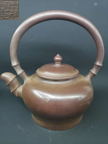 ZHOUGUIZHEN MARK ZISHA LIFTING POT