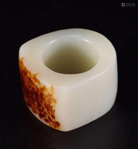 HETIAN JADE CARVED FINGER RING