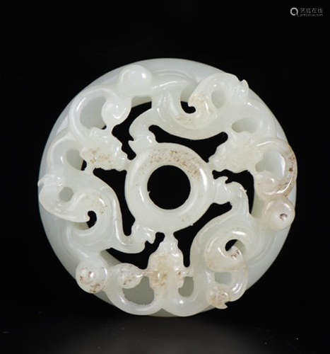 HETIAN JADE CARVED BEAST PATTERN PENDANT