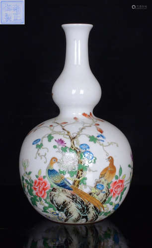 YONGZHENGNIANZHI MARK ENAMELED GLAZE VASE