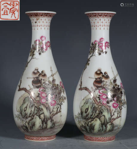 FAMILLE ROSE GLAZE FLOWER&BIRD PATTERN VASE