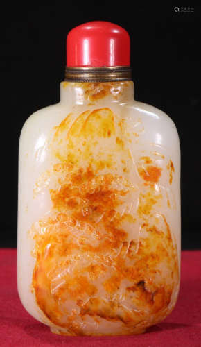 HETIAN JADE SNUFF BOTTLE CARVED WITH STORY