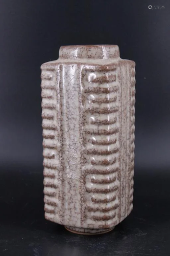 Song Porcelain Crackle Chong Vase