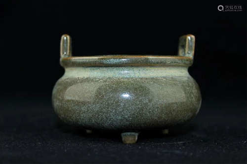 Small Chinese Qing Porcelain Brush Pot