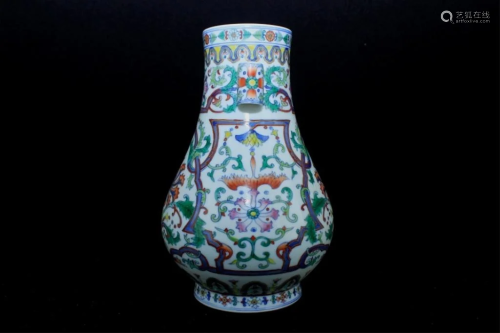 Chinese Qing Porcelain DouCai Vase