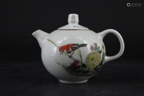 Chinese Porcelain Bird TeaPot Republic Period