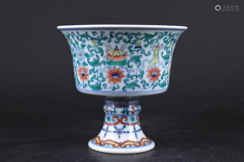 Chinese Qing DouCai Porcelain Handle Cup