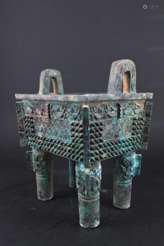 Chinese ZhanGuo Bronze Ding Vessel