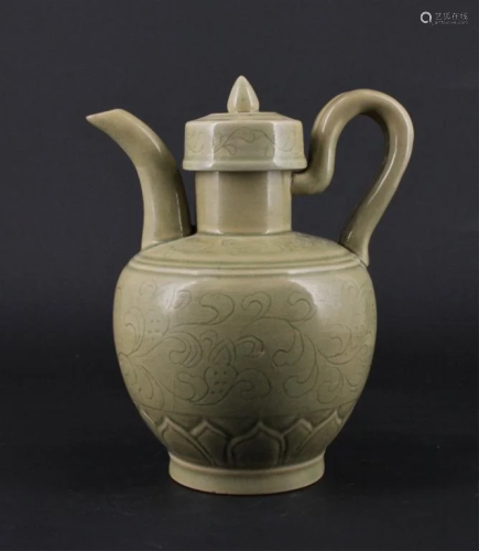 Chinese Song Porcelain YueYao Tea Pot with Lid
