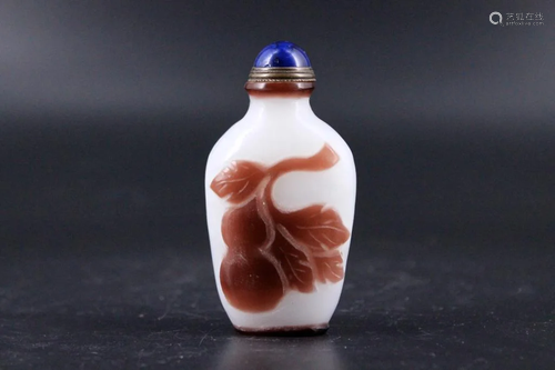 Old Chinese Snuff Bottle with Lid