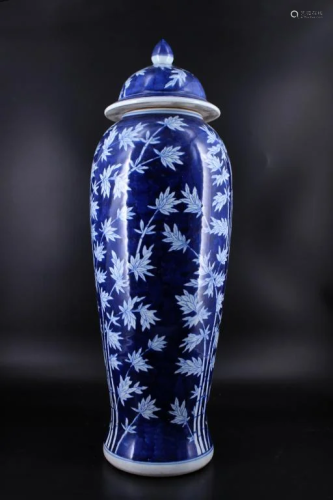Extra Large Qing Blue&White Floral Vase with Lid