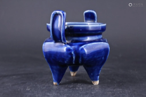 Qing Porcelain Blue Tri-foot Incense Burner