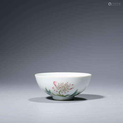 A CHINESE FAMILLE ROSE PORCELAIN POENY BOWL MARKED YONG ZHENG