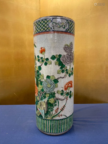 Chinese Famille Verte Porcelain Arrow Vase