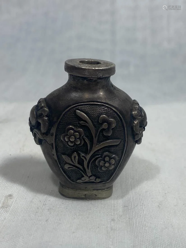 Chinese Silver Snuff Bottle