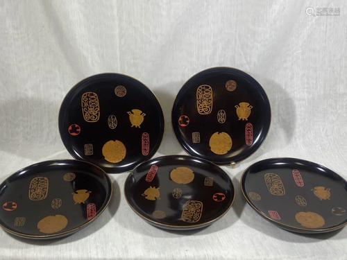 Japanese Lacquer Dish Set