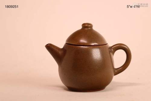 Chinese Teadust Glazed Porcelain Teapot