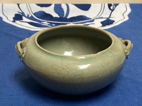 Antique Korean Celadon Porcelain Bowl with Incised