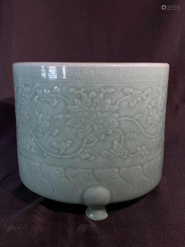 Chinese Ming Celadon Porcelain Censer - Lotus