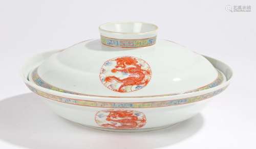Chinese porcelain bowl and cover, decorated with dragon roundels in enamel and a geometric edge, six