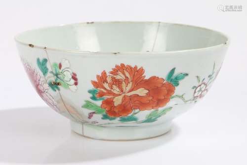 Chinese famille rose bowl, 15cm diameter, AF