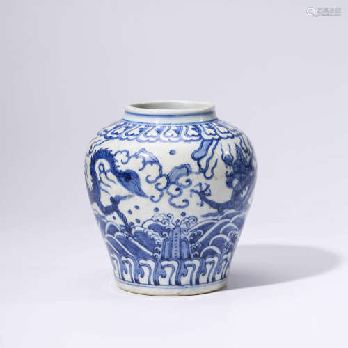 A CHINESE BLUE AND WHITE PORCELAIN DRAGON AND SEA JAR MARKED WAN LI