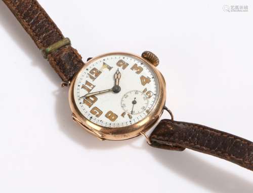 9 carat gold gentlemans wristwatch, the white dial with Arabic numerals and subsidiary seconds dial,