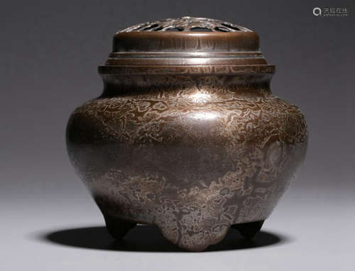 CHINESE BRONZE TRIPOD CENSER