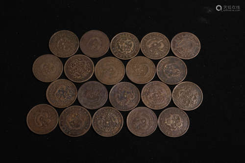 SET OF CHINESE BRONZE COIN