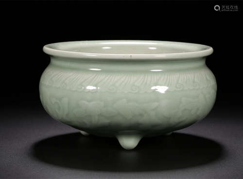 CHINESE CELADON GLAZED CENSER