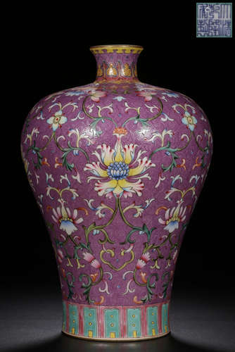 QIANLONG MARK, CHINESE FAMILLE ROSE PURPLE GROUND VASE