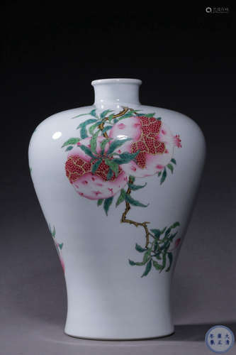 KANGXI MARK, CHINESE FAMILLE ROSE VASE