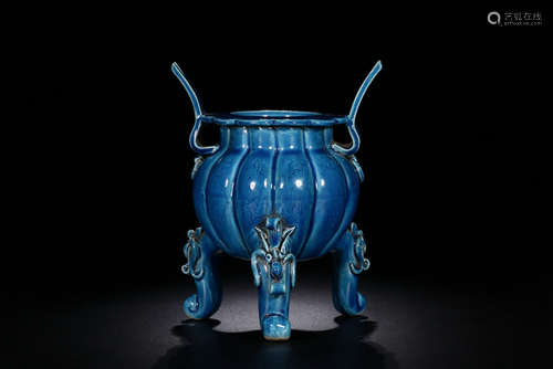 CHINESE BLUE GLAZED TRIPPOD CENSER