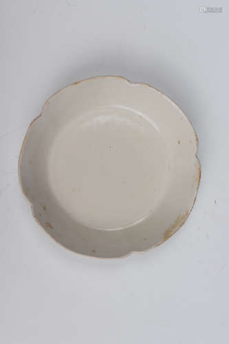 Chinese Ding Kiln Porcelain Plate