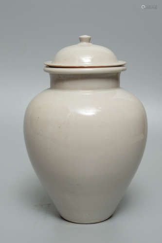 Chinese Ding Kiln Porcelain Jar