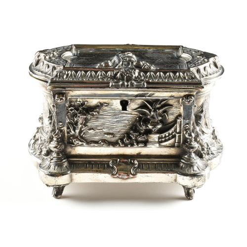 AN RENAISSANCE REVIVAL SILVER PLATED JEWELRY CASKET, BY