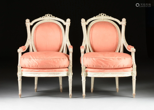 A PAIR OF LOUIS XVI STYLE WHITE PAINTED WOOD AND