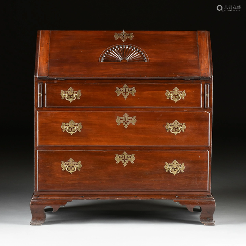 A CHIPPENDALE MAHOGANY SLANT FRONT DESK, 18TH CENTURY,