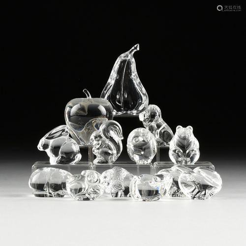 A GROUP OF TWELVE STEUBEN GLASS HAND COOLERS, A PEAR