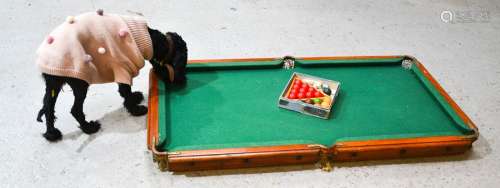 A W. Gamage Ltd of Holborn, London Children's slate bed table top snooker table with set of balls.