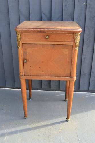A 19th century French bedside pot cupboard with marble top and single drawer, 80cm high.