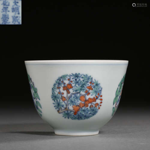 CHINA CHENGHUA DOUCAI GLAZED CUP,  MING D.