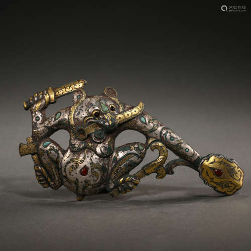 CHINESE WARRING STATES PERIOD BELT HOOK  INLAID WITH GOLD, SILVER,  TURQUOISES AND GEMSTONES