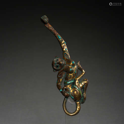 CHINESE BELT HOOK INLAID WITH GOLD AND SILVER, WARRING STATES PERIOD