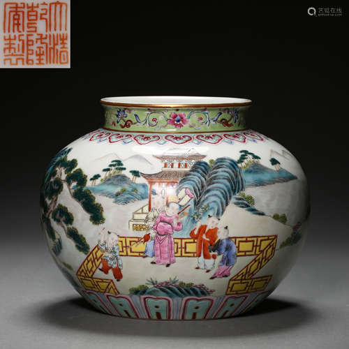 CHINESE FAMILLE ROSE JAR WITH FIGURES, QIANLONG PERIOD, QING DYNASTY