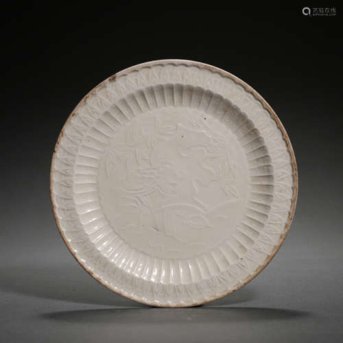 CHINESE DING WARE PLATE, NORTHERN SONG DYNASTY