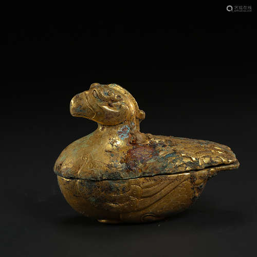 CHINESE GILT BRONZE PHOENIX BIRD BOX, TANG DYNASTY