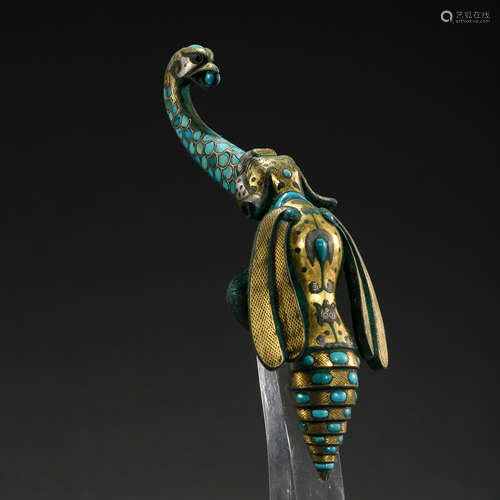 CHINESE BELT HOOK INLAID WITH GOLD, SILVER AND TURQUOISES, WARRING STATES PERIOD