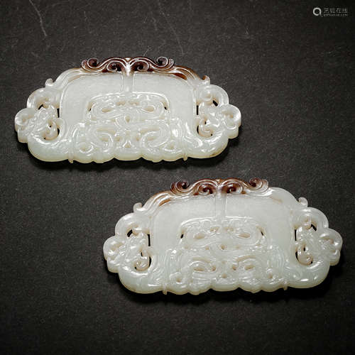 A PAIR OF CHINESE HETIAN JADE BI, MING DYNASTY